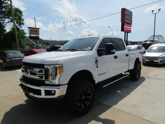 2017 Ford F-350 Super Duty XLT