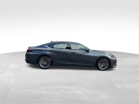 2024 Lexus ES 350 Luxury