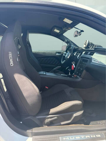 2014 Ford Mustang GT Premium