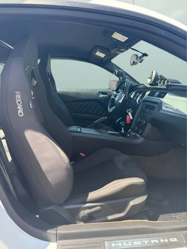 2014 Ford Mustang GT Premium