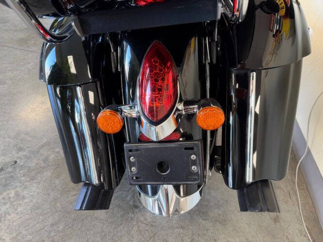 2018 Indian Roadmaster Thunder Black