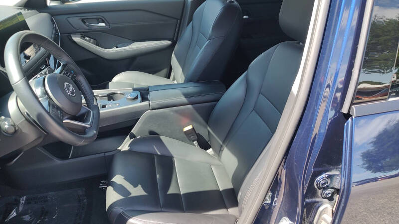 2024 Nissan Rogue SL