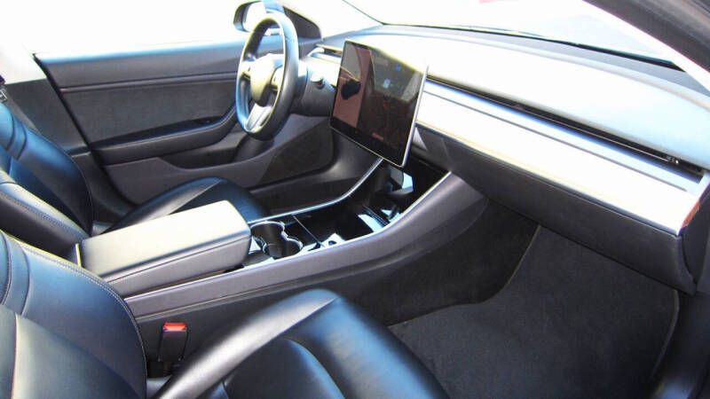 2017 Tesla Model 3 Long Range