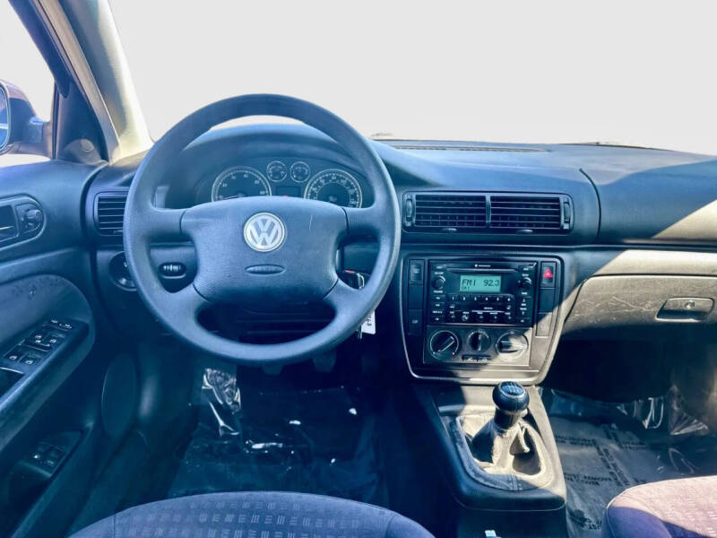 2003 Volkswagen Passat GL