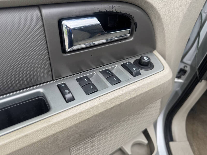 2012 Ford Expedition EL XLT
