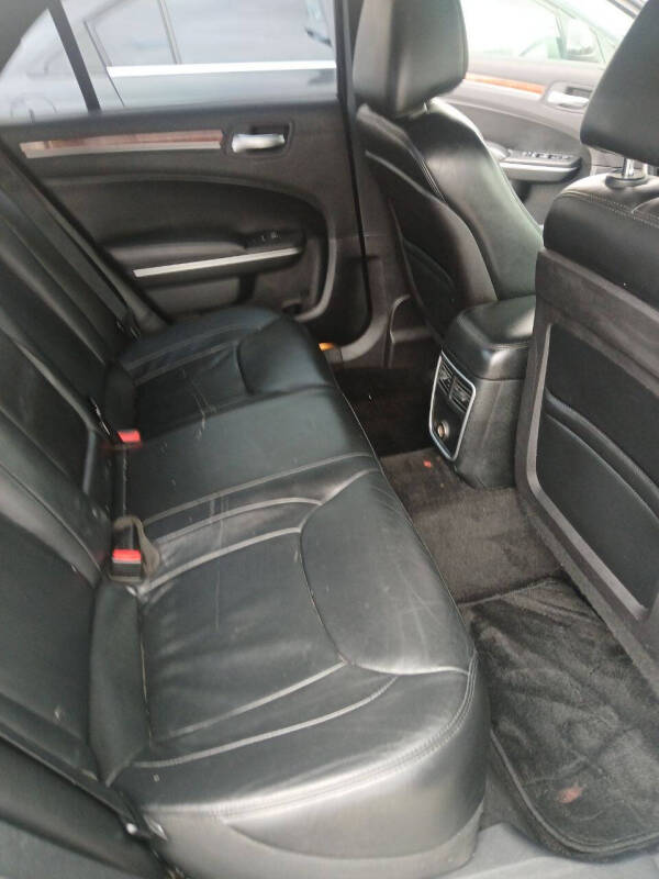 2014 Chrysler 300