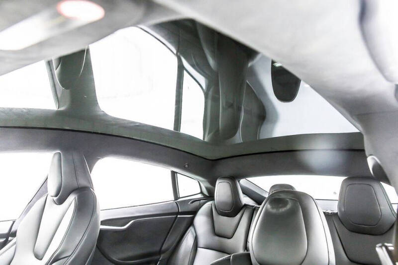 2020 Tesla Model S Long Range
