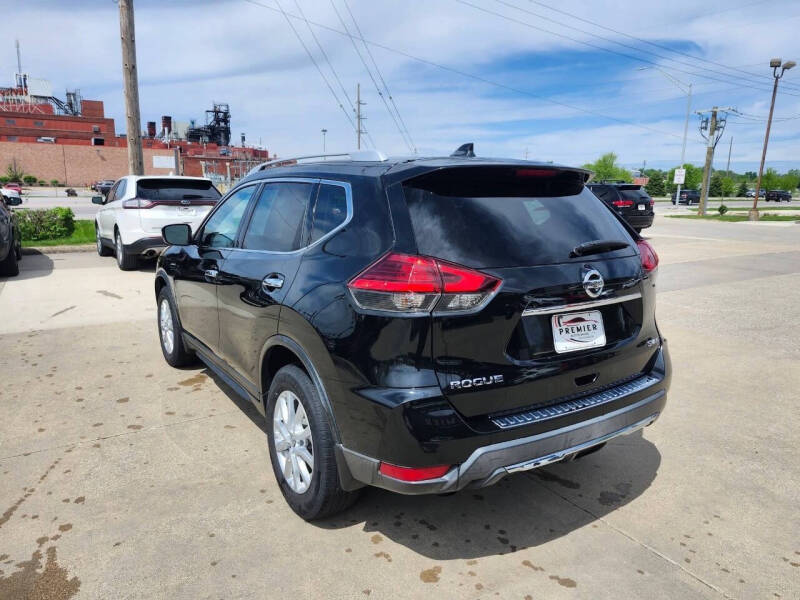 2017 Nissan Rogue S