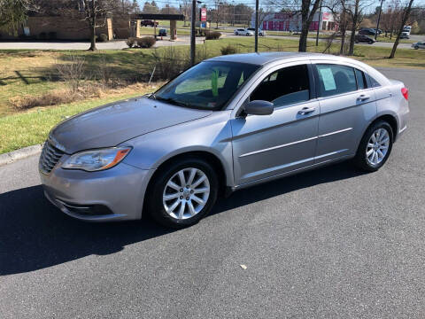 2014 Chrysler 200 for sale at Augusta Auto Sales in Waynesboro VA