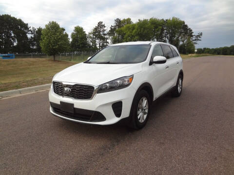 2019 Kia Sorento for sale at Garza Motors in Shakopee MN