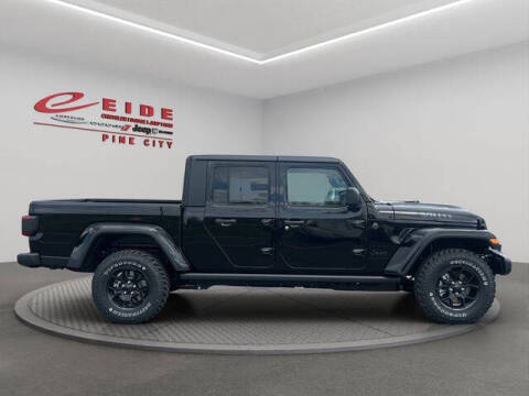 2026 Jeep Gladiator Willys