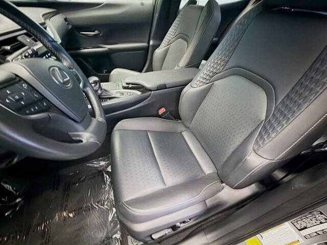 2022 Lexus UX 250h
