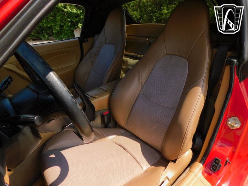 2002 Mazda MX-5 Miata LS