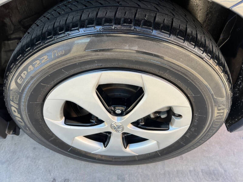 2012 Toyota Prius Three