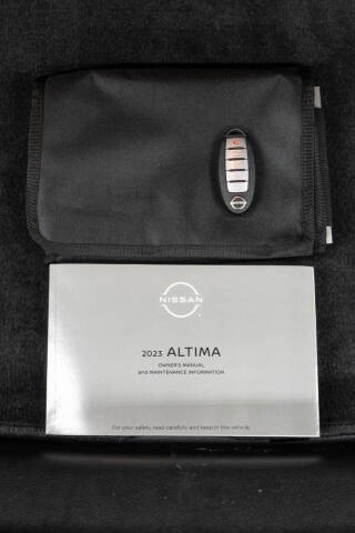 2023 Nissan Altima 2.0 SR