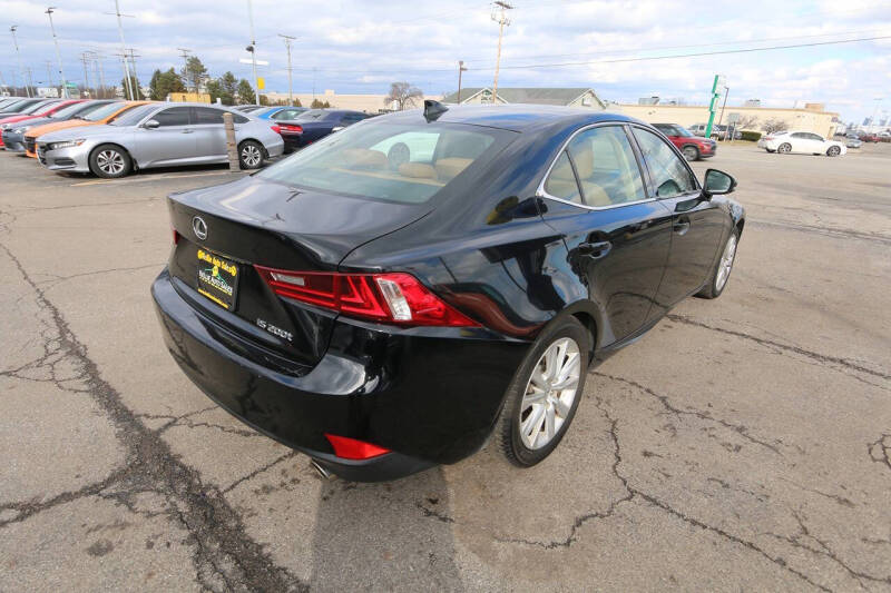 2016 Lexus IS 200t