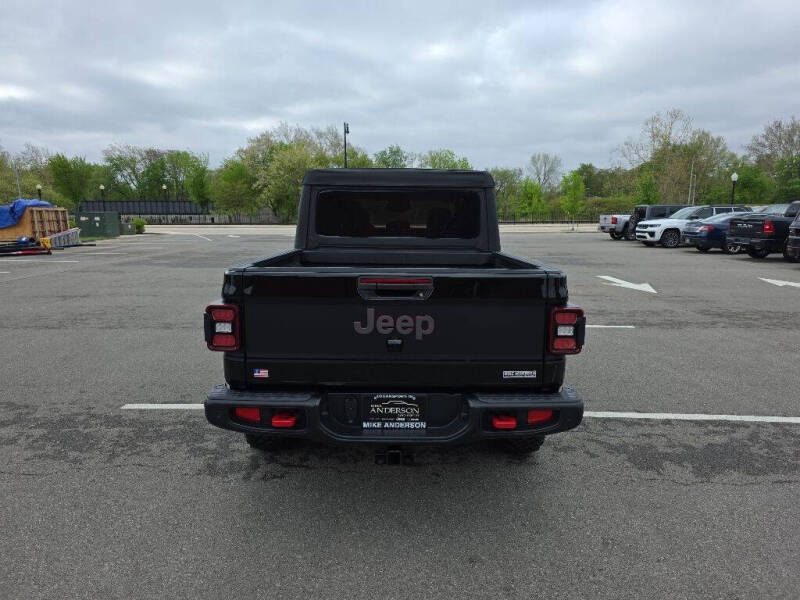 2026 Jeep Gladiator Shadow Ops