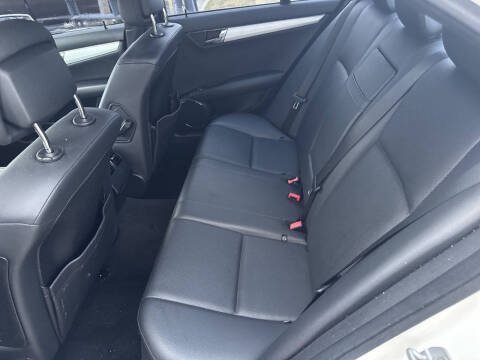 2010 Mercedes-Benz C-Class C 300 Luxury