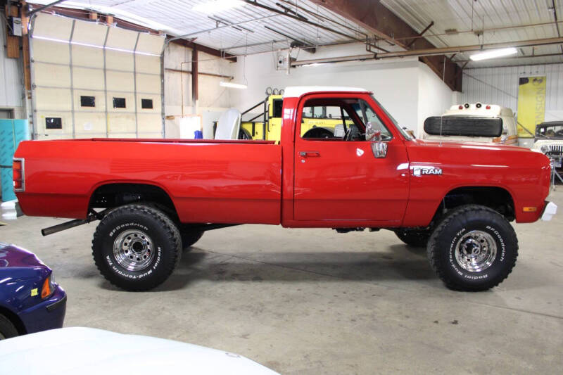 1989 Dodge D150 Pickup