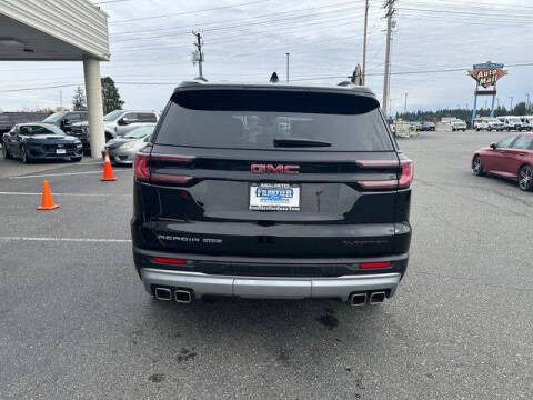 2024 GMC Acadia Elevation