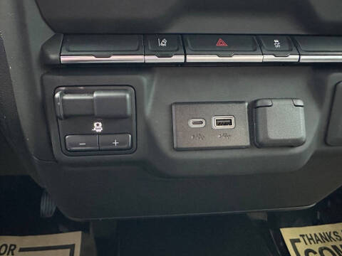 2025 GMC Sierra 2500HD Pro