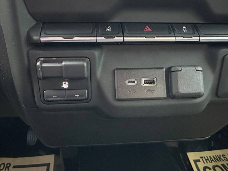 2025 GMC Sierra 2500HD Pro