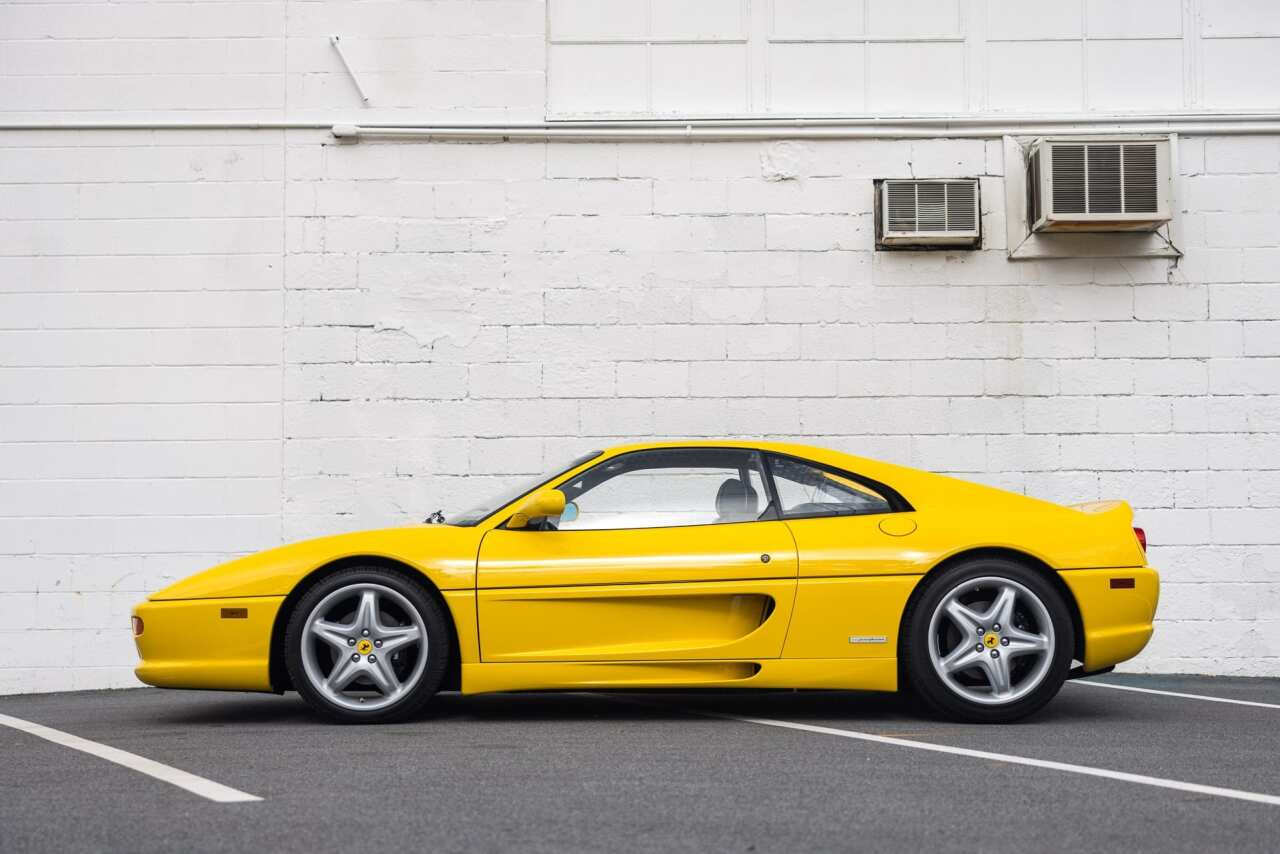 1995 Ferrari F355 38