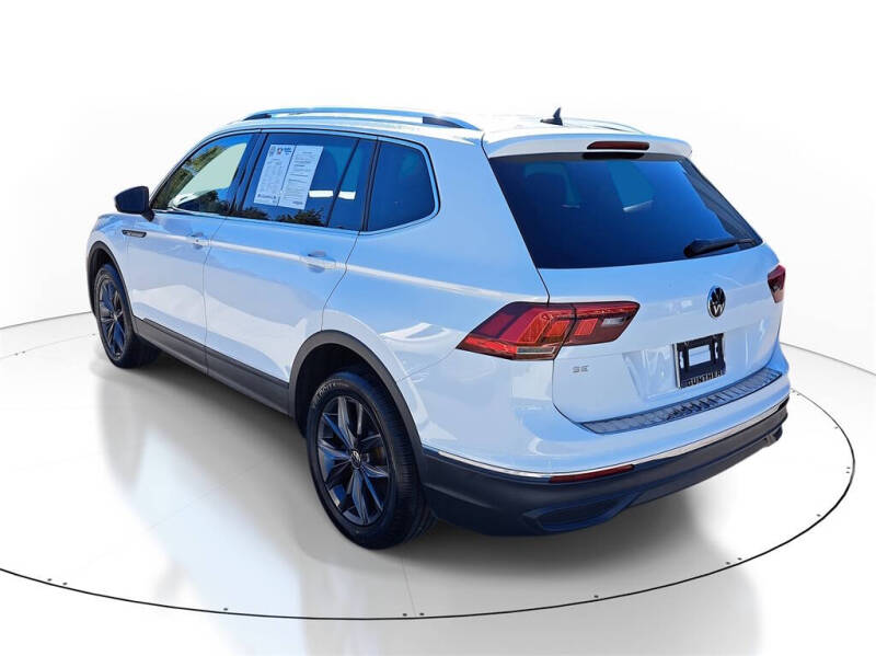 2022 Volkswagen Tiguan SE