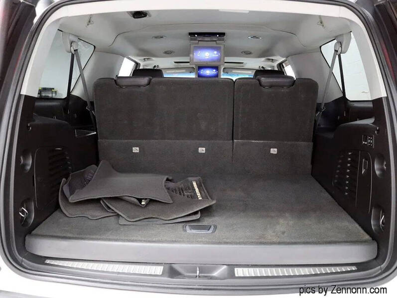 2018 Cadillac Escalade ESV Luxury