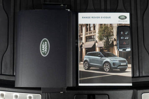 2023 Land Rover Range Rover Evoque P300 R-Dynamic HST