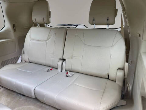 2013 Lexus LX 570