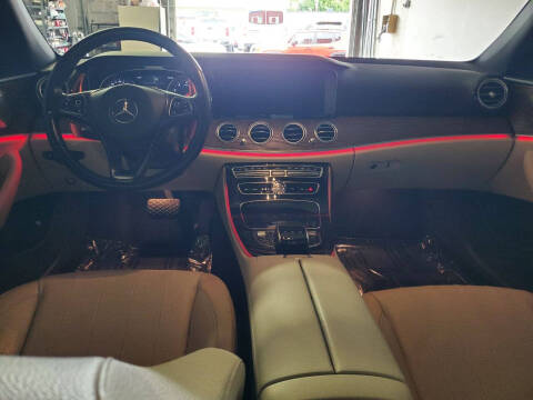 2017 Mercedes-Benz E-Class E 300 4MATIC