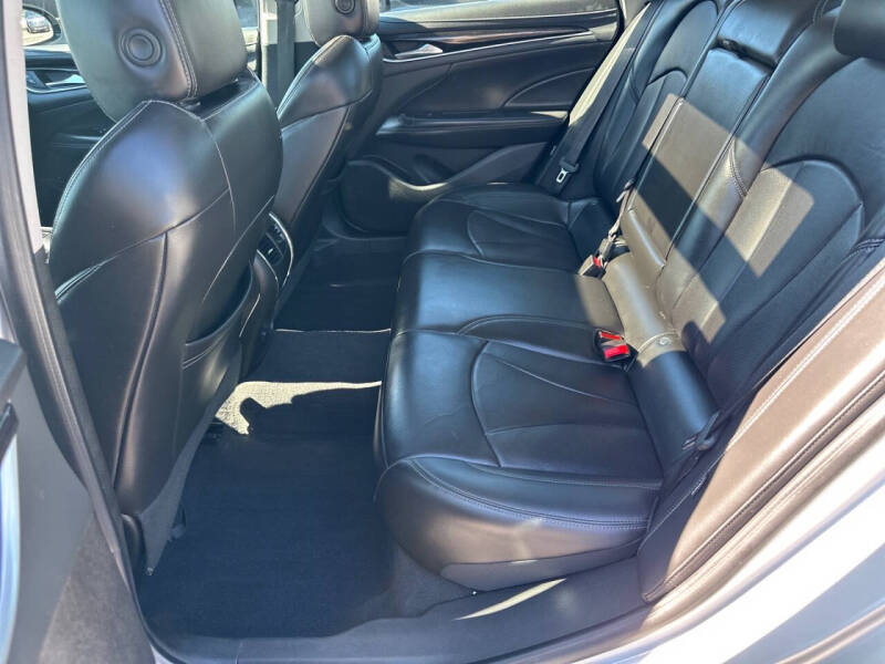 2017 Buick LaCrosse Essence