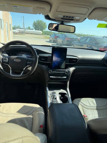 2020 Ford Explorer Platinum