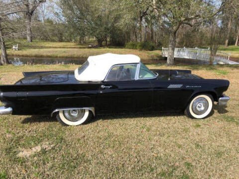 1957 Ford Thunderbird