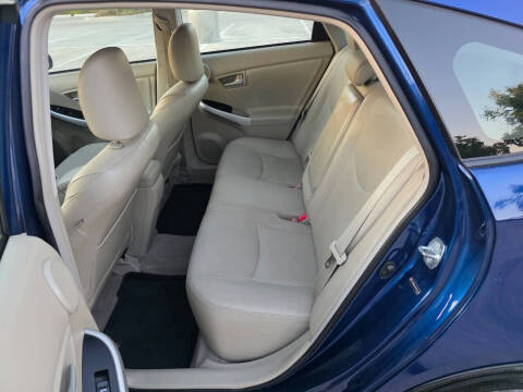 2010 Toyota Prius II