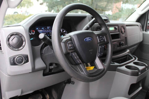 2024 Ford E-Series E-350 SD