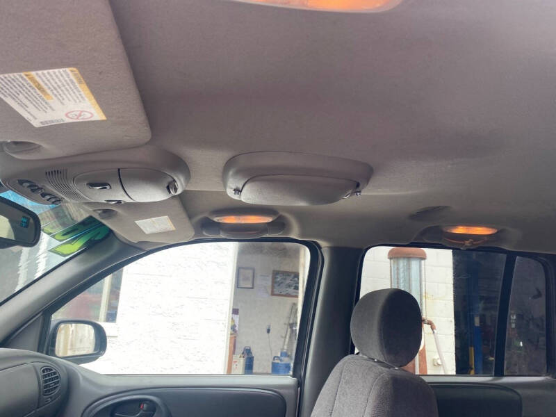 2003 Chevrolet TrailBlazer EXT LT