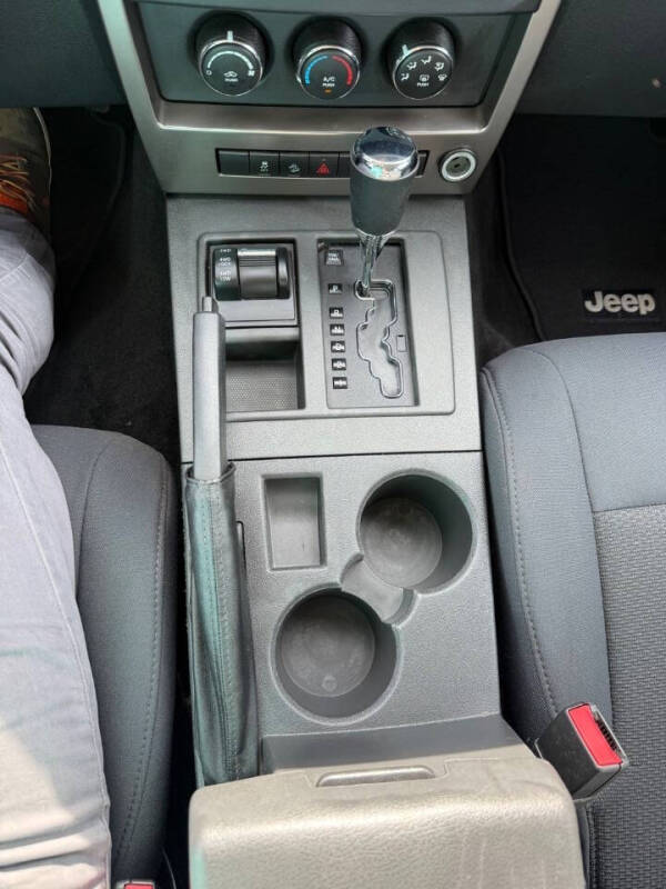 2012 Jeep Liberty Sport