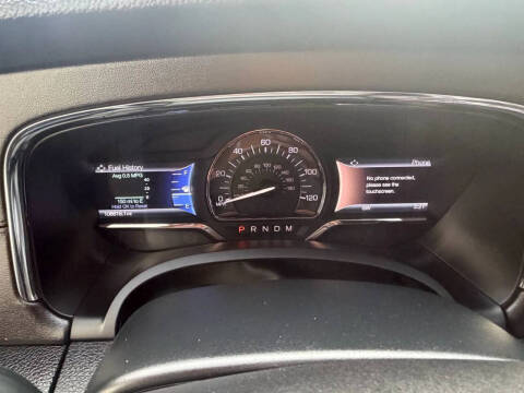 2016 Lincoln Navigator Select