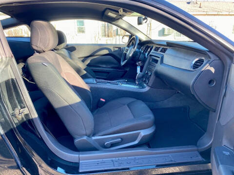 2014 Ford Mustang V6