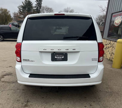 2016 Dodge Grand Caravan American Value Package