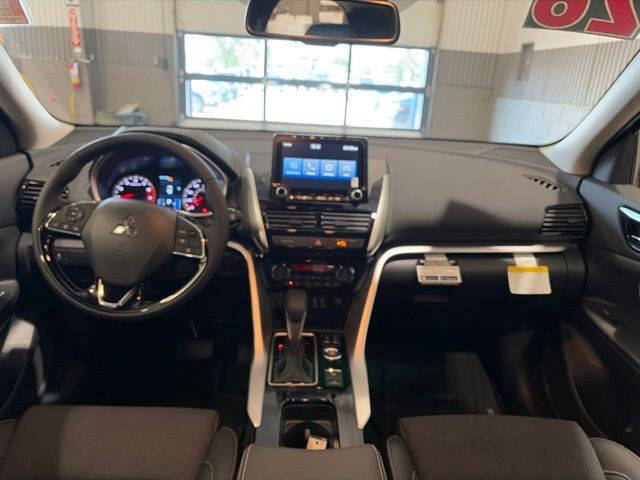 2026 Mitsubishi Eclipse Cross SE