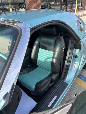 2002 Ford Thunderbird Deluxe