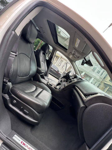 2015 GMC Acadia Denali