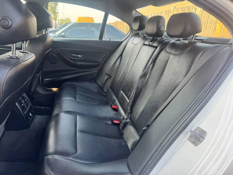 2015 BMW 3 Series 328i xDrive