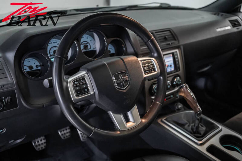 2011 Dodge Challenger SRT8 392