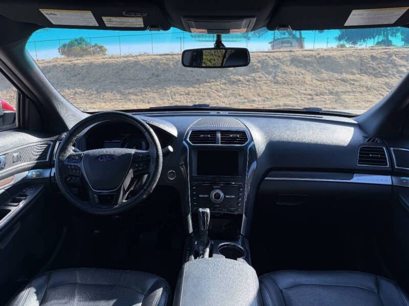 2017 Ford Explorer Limited