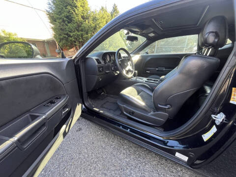 2009 Dodge Challenger SRT8