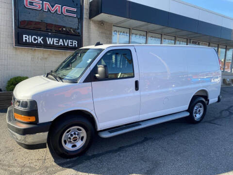 2025 GMC Savana 2500